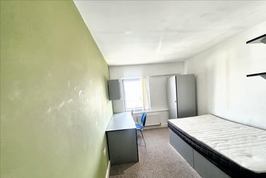 8 bed flat, 10 Kinterbury Street, City Centre, Plymouth, PL12DG - Image 8